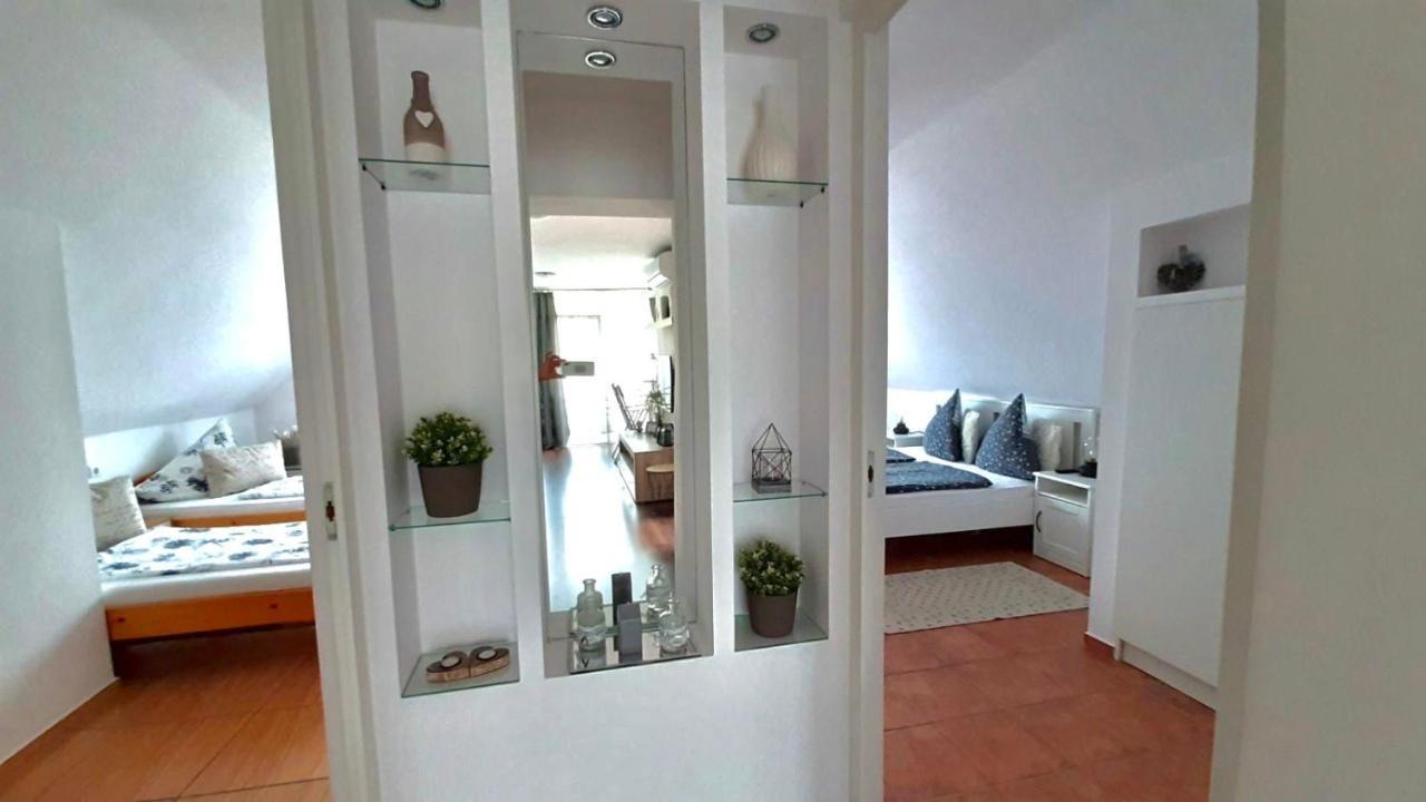 Munkacsy Apartmanok Balatonfenyves Luaran gambar